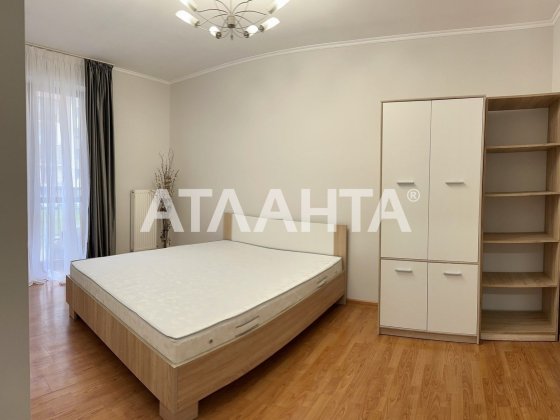 Продається світла двокімнатна квартира в ЖК «Сонячний край». Зимна Вода