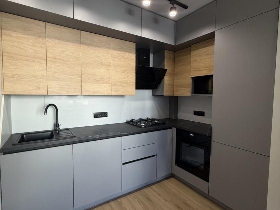 Продаж / Квартира / Героїв Майдану, Сокільники Сокольники