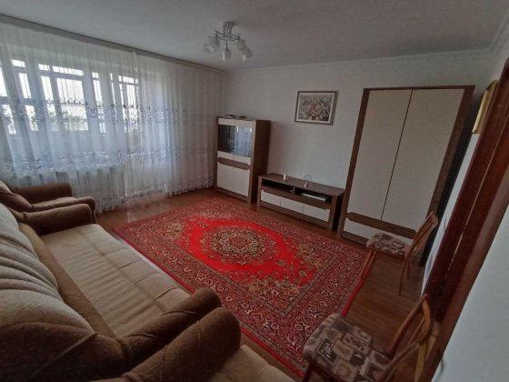 Продам 4-кімнатну квартиру в м. Новояворівськ Новояворовск