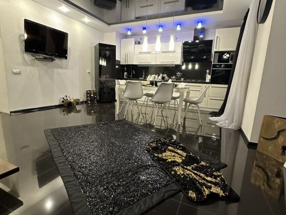 Неперевершена квартира у м. Давидів з гаражем  (7 хв до Сихова) Давидов