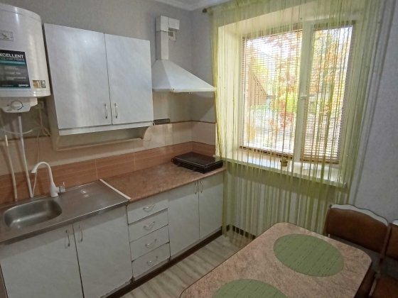 Терміново продаю 2-кімнатну квартиру. В районі АТБ.СЕРТИФІКАТ Снигиревка