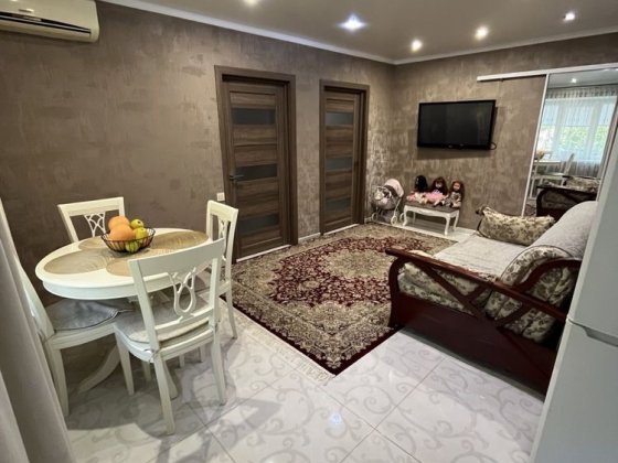 Продаю квартиру с.Арбузинка Арбузинка