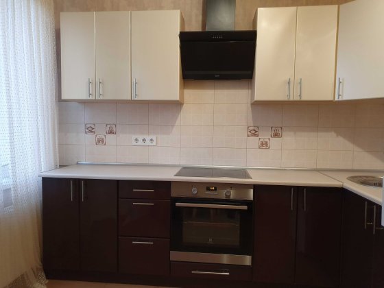 Продам  однокомнатную квартиру  с ремонтом  жк Радужный Лиманка