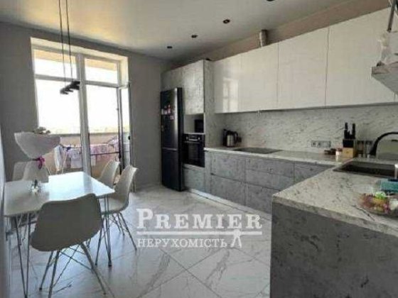 Продам двухкімнатну квартиру в новому ЖК Фонтанка