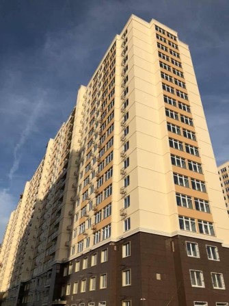 Продам видовую 3-комнатную квартиру в 49 Жемчужине Таирова (525-525) - фото 1
