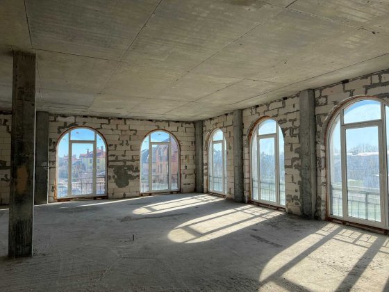 Продам просторную 2 ком. квартиру ЖК Авторский Фонтанка-1