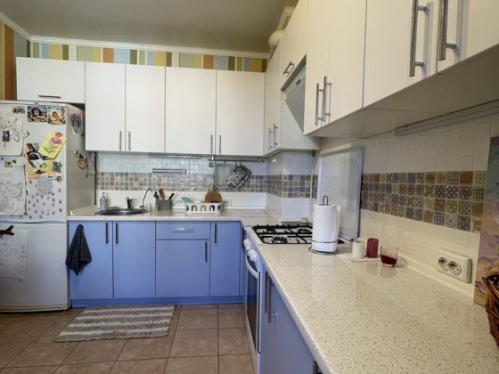 Трикімнатна квартира для сімейного затишку Авангард