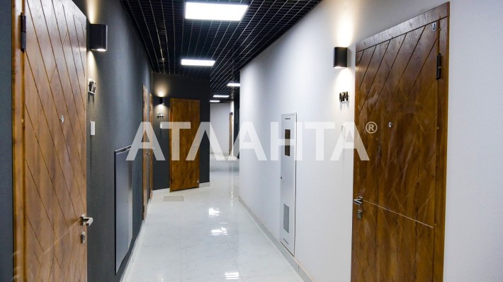 Продам однокомнатную в ЖК Таировские сады 36 м2 - фото 1