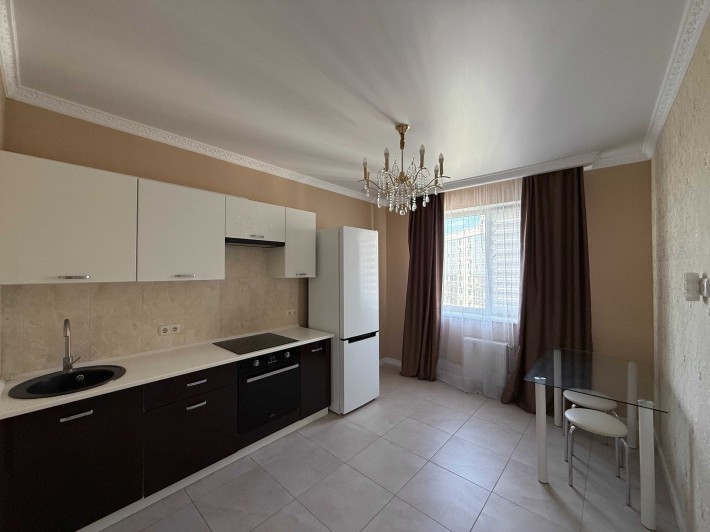 Эксклюзив! Квартира ЖК Кадор 41.5м2 с ремонтом! - фото 1