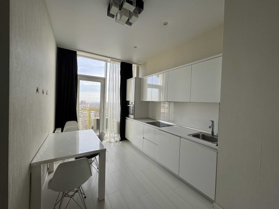 1 комнатная квартира 45 кв с ремонтов в ЖК 3 Жемчужина на Таирово Лиманка