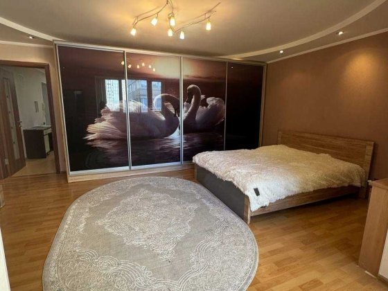 Продам крутую 2-х комнатную квартиру с евроремонтом 68м2 /Днепр,дорога Лески