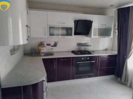 Продам  2-к квартиру з ремонтом — Центр Авангарда, вул. Центральна