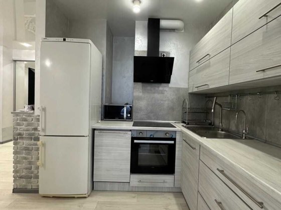 Продам квартиру "Евродвушку" с Ремонтом в КАДОР на ул. Сахарова Крыжановка