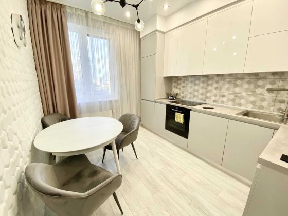 Двухкомнатная квартира с ремонтом, мебелью и техникой Лиманка