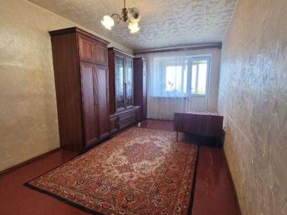 Продам 2-кімнатну квартиру на Ленпоселку - укомплектовану! Авангард