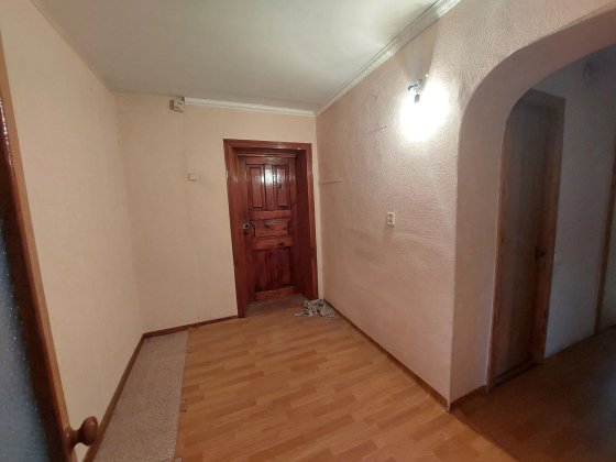 Продам трёх комнатную квартиру Великодолинське
