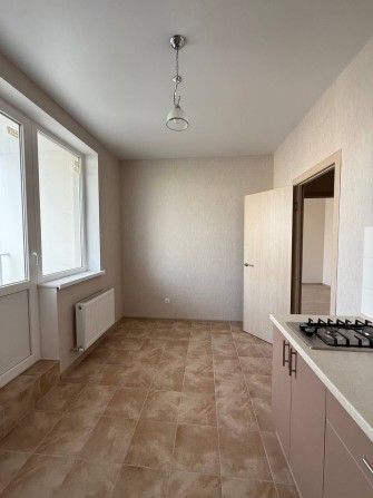 Продам новую 1к квартиру с ремонтом АГВ ЖМ 7небо СРЕДНИЙ этаж - фото 1