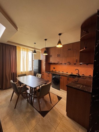 В продаже евродвушка с авторским ремонтом в Кадорах на Таирова - фото 1
