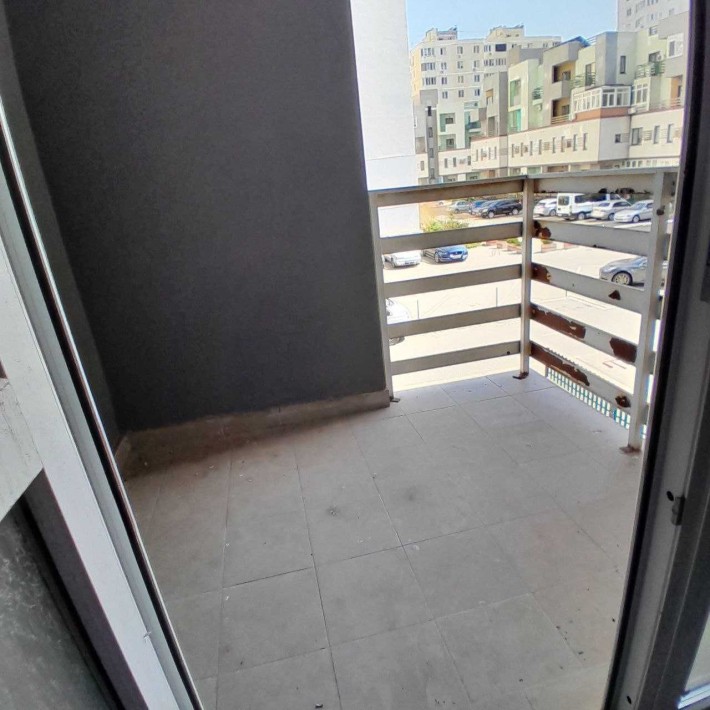 Продам 1 комн. кв. в жк СМАРТ на ул.  ген. Бочарова - фото 1