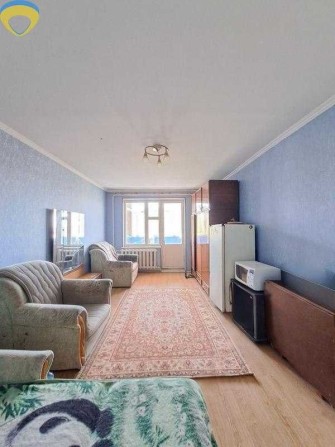 Продам простору 4-кімнатну квартиру в центрі Авангарду! - фото 1