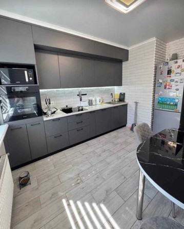 2К квартира светлая  квартира в Жемчужине 56 - фото 1