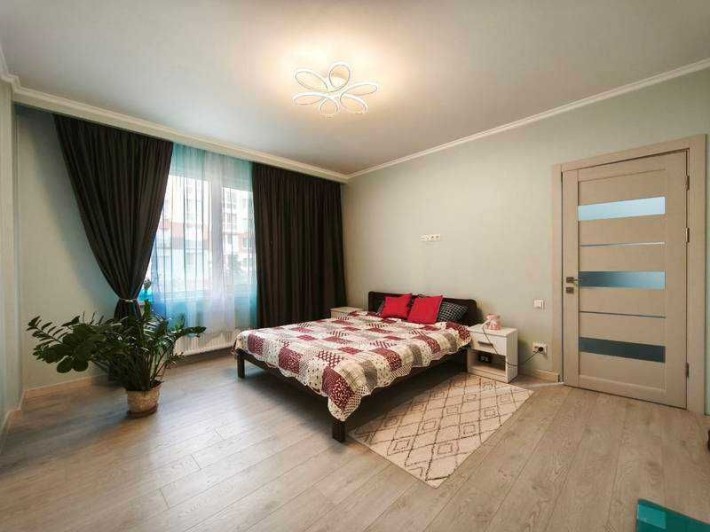 СРОЧНО 2-х комнатная квартира в ЖК "Розенталь". С - фото 1