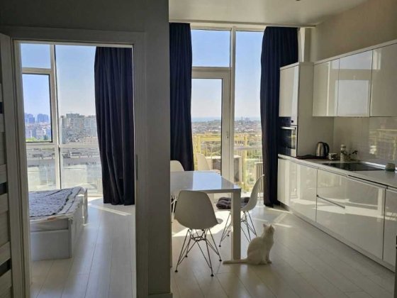 Продам видовую 1-комн квартиру (евродвушку с ремонтом в ЖК 3 Жемчужина Лиманка