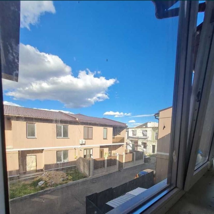 3 кімнатна квартира зі своїм двориком в спальному районі - фото 1