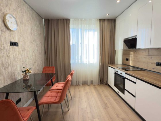 Продам 2 ком квартиру с новым ремонтом в ЖК 53 Жемчужина на Таирова. Лиманка