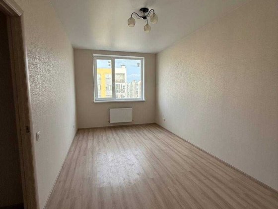 В продажу 1-к  квартира з ремонтом - ЖК 7 Небо Авангард