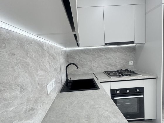 Продам 1-комн. квартиру 43 м2 с новым ремонтом ЖК Розенталь (013-390) Лиманка