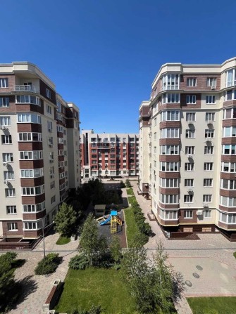 Продам 2х кв в новом доме с ремонтом ЖК Золотая эра. - фото 1