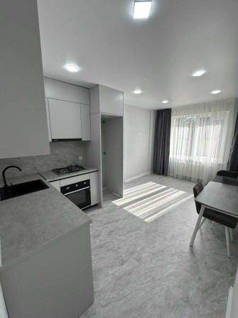 Продам 1-кімнатну квартиру з євроремонтом у новобудові з газом! - фото 1
