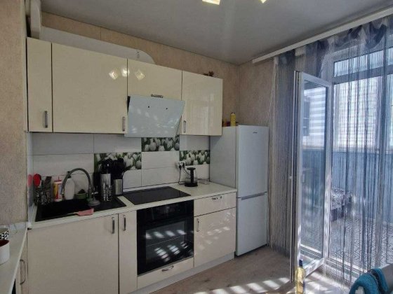 Продам большую 2 комнатную квартиру ЖК Радужный (3-212-171) Лиманка