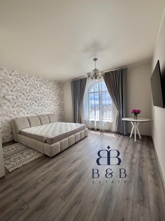 Без комиссии, Пентхаус 110м2, «Зеленый Мыс», есть видео - фото 1