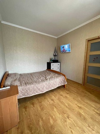 Продам 1-кімнатну квартиру на Ленпоселку — з ремонтом та меблями! - фото 1