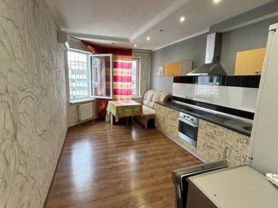 ПРОДАМ простору 2-кімнатну квартиру на Таїрова, ЖМ Райдужний Лиманка