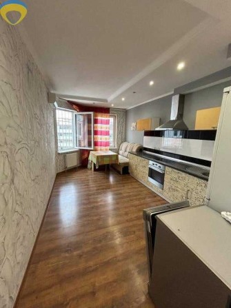 ПРОДАМ простору 2-кімнатну квартиру на Таїрова, ЖМ Райдужний - фото 1