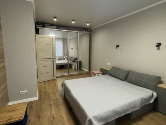 Срочно 1к квартира ЖК Радужный с ремонтом Лиманка