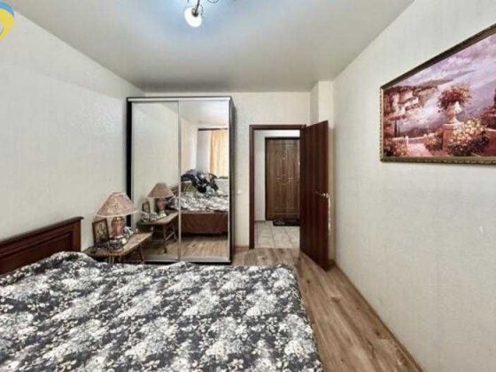 Продам 1-к  квартиру укомплектовану - ЖК 7 Небо Авангард