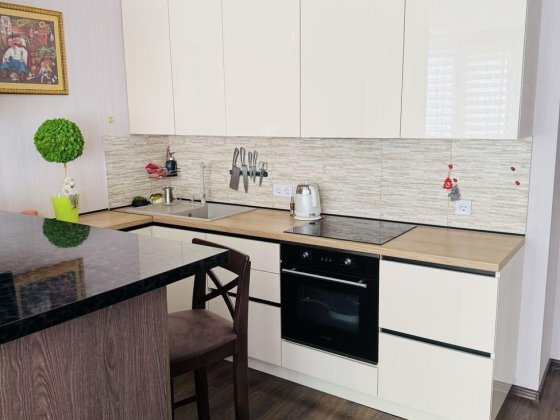 Продам 1 комн ЖК Артвиль! С ремонтом. Авангард / 7 КМ Авангард