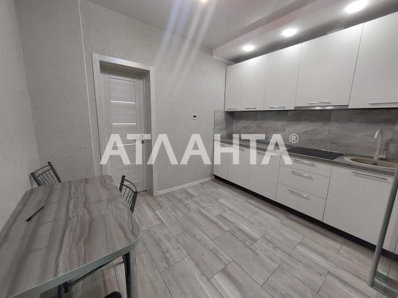 2-х комнатная квартира с современным  ремонтом./Таирово Лиманка