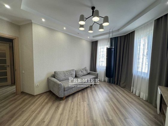 3 комнатная квартира 75 м2 Новый дом на Таирова ЖК Радужный Лиманка