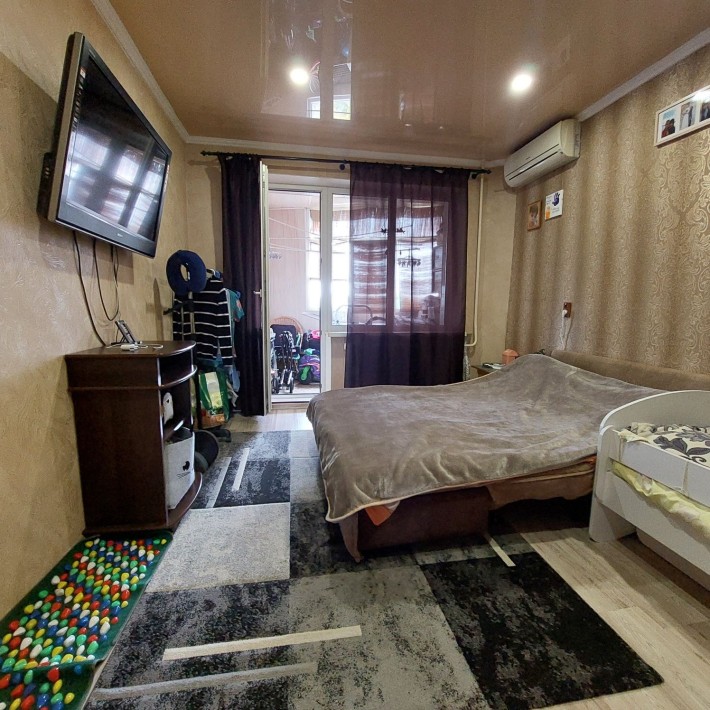 В продаже 3 комнатная квартира на Ильфа и Петрова 31 - фото 1