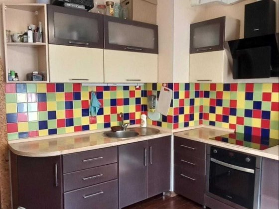 Продам квартиру ЖК Радужный 1 ком Средний этаж Лиманка