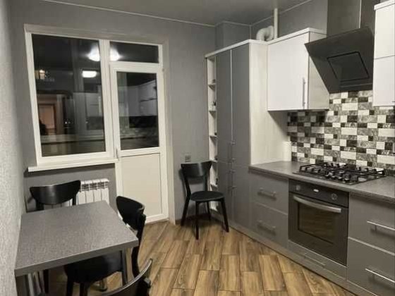 3к! квартира, ЖК Садовий, 4/9 поверх, 70 м2, евроремонт, КОТЕЛ! Розсошенці