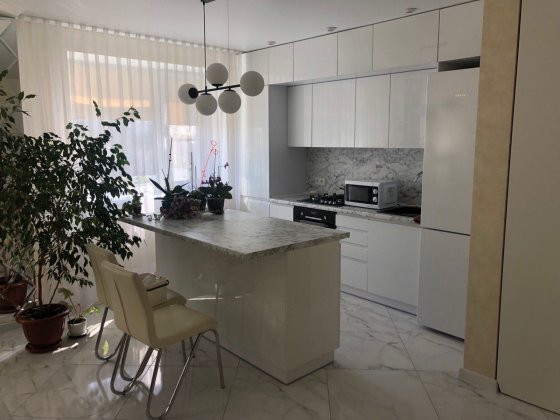 Продаж нерухомого майна Кобеляки