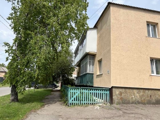 Путивль 3 к квартира в центрі + гараж Путивль