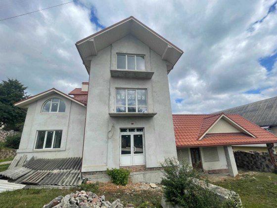 Продається 2-кімнатна квартира в новобудові. Чортків Чортків