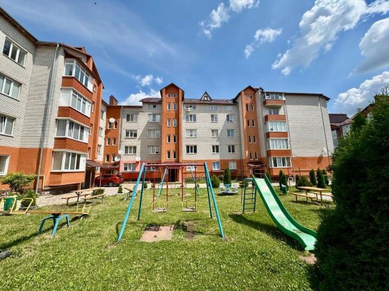 Продається стильна 2-кімнатна квартира в новобудові. Чортків Чертков